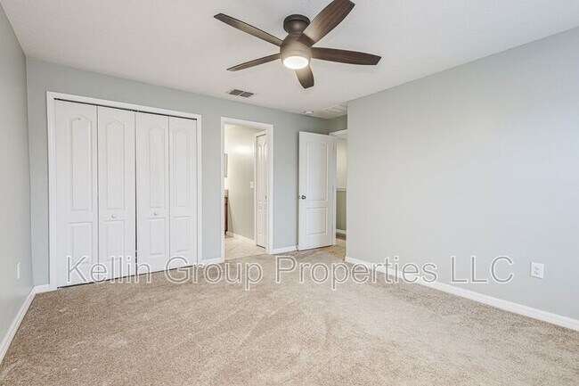 Building Photo - 6467 Sedgeford Dr