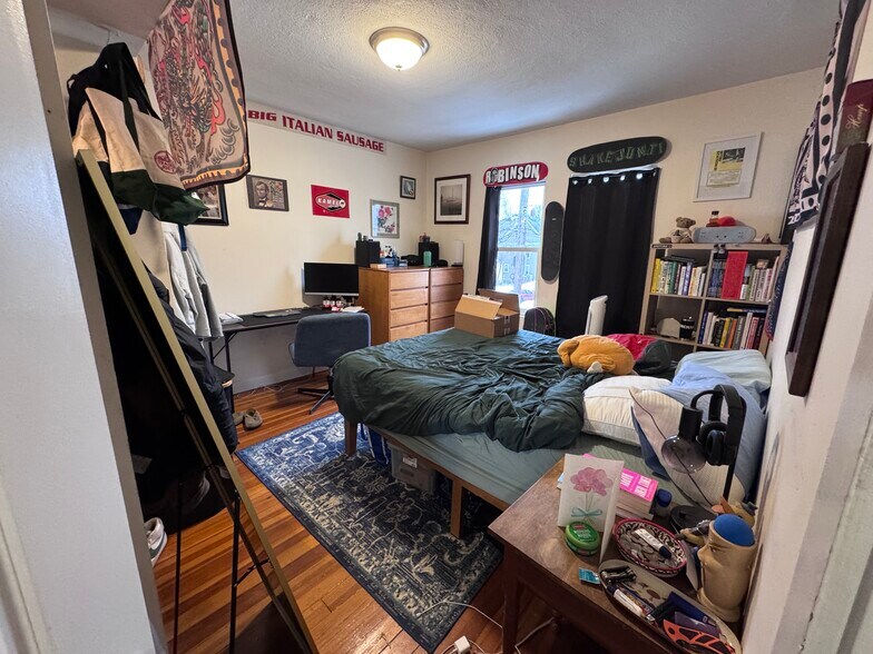 Building Photo - 21-23 Weitz St. Unit 2