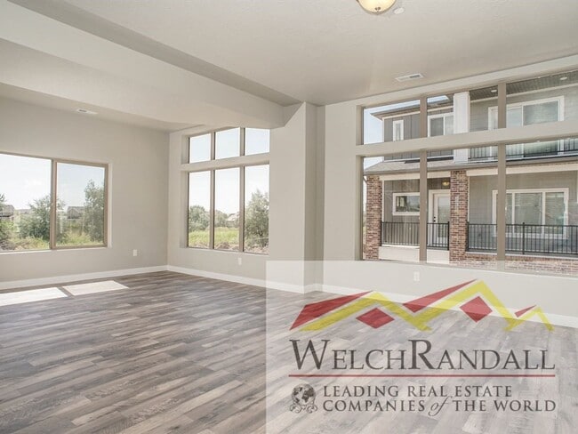 Building Photo - 3 bed 2.5 Bath Single-Family Home in Farmi...