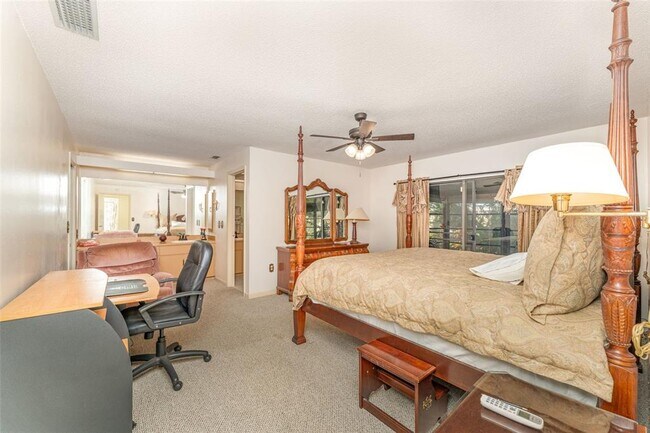 Building Photo - 4240 Creekwood Ln