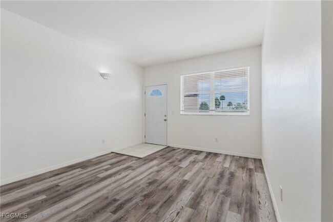 Building Photo - 5612 Rose Garden Rd