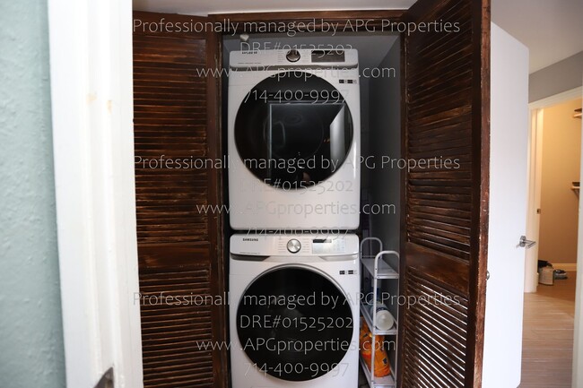 Building Photo - 125 W South St