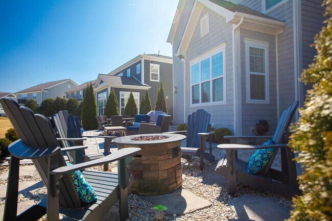 Building Photo - 10652 Arrowwood Dr