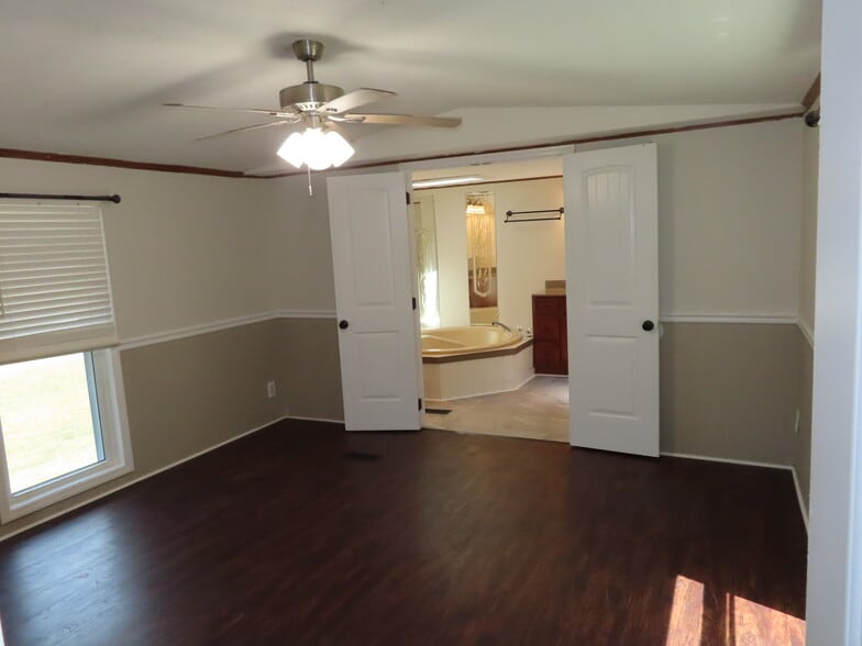 Building Photo - 220 Arkansas Ave