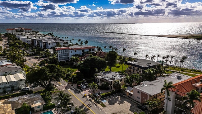 Building Photo - 300 Inlet Way