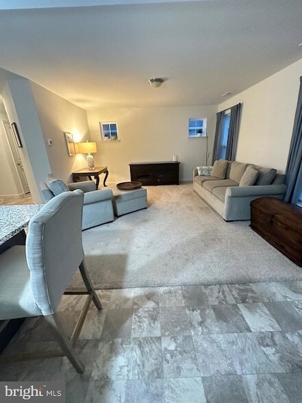 Primary Photo - 9 Shillington Ln