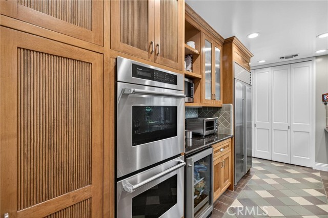 Building Photo - 456 30th St
