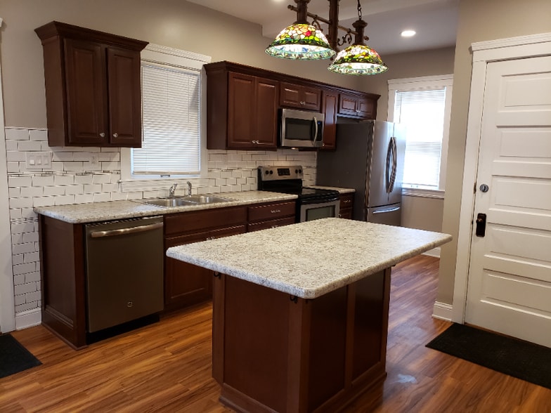 Building Photo - 3192 W 14th St