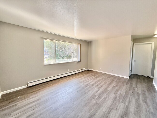 Building Photo - 1059 Westmoreland Rd