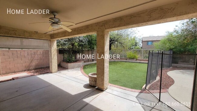 Building Photo - 4733 E Woburn Ln