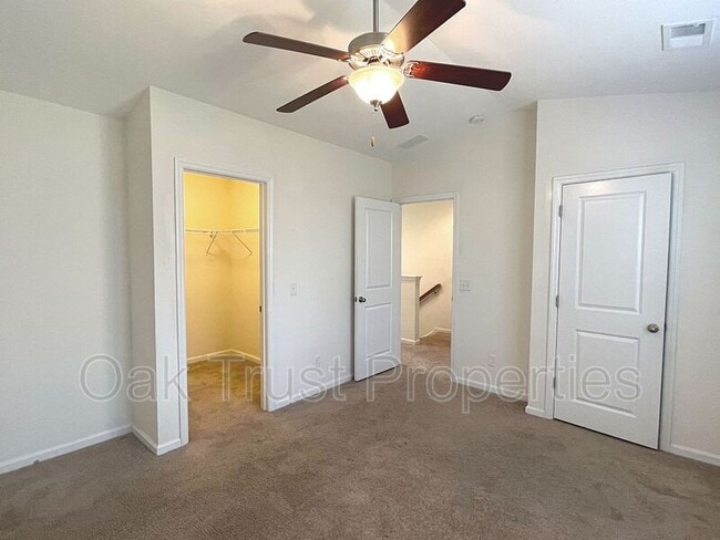 Building Photo - 9111 Parlor Dr