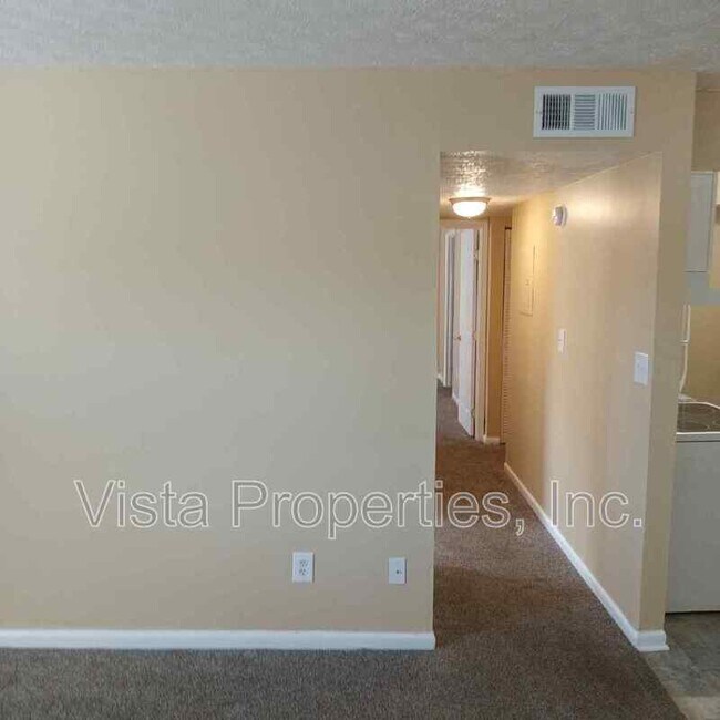 Building Photo - 4119 Glen Hill Manor Dr