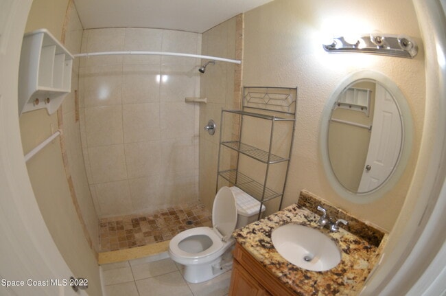 Building Photo - 2912 Pembroke Rd