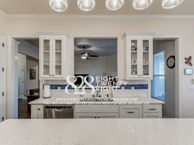 Building Photo - **COMING JANUARY 2ND!!!** STUNNINGLY BEAUTIFUL SPACIOUS 5 BED/3 BATH HOME IN ST JAMES PARK!