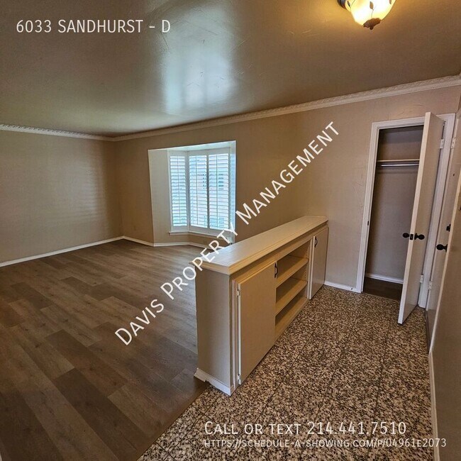 Building Photo - 6033 SANDHURST-D
