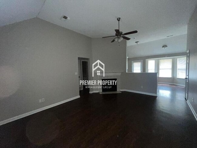 Building Photo - 7071 Anisetree Dr