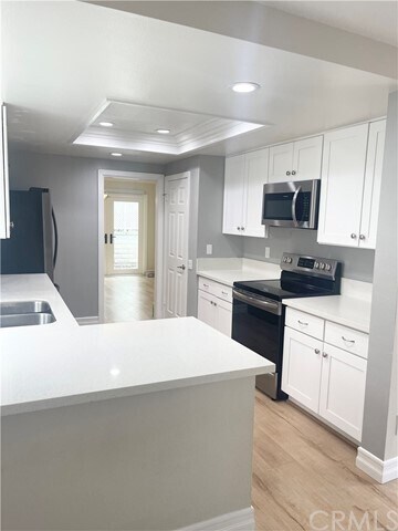 Building Photo - 9 Chelsea Pointe