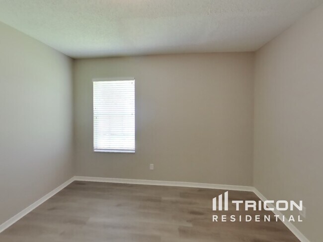 Building Photo - 15614 Indian Queen Dr