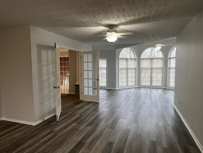 Building Photo - Dramatic Copper Mill Home with Huge Formal Living and Dining Rooms