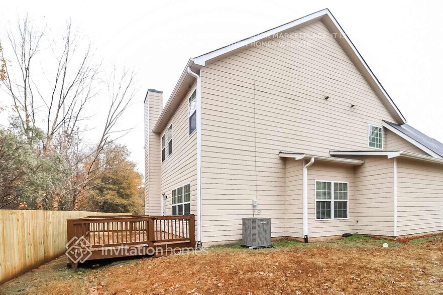 Building Photo - 5135 Blue Ash Ct