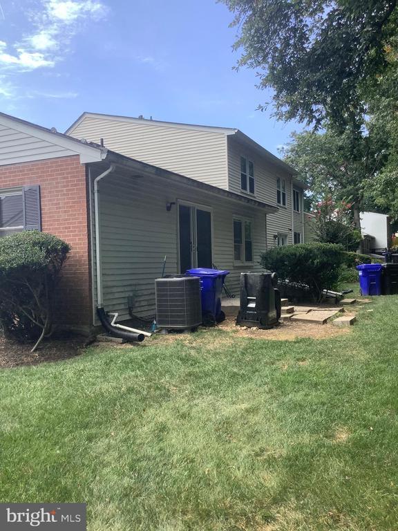 Building Photo - 15114 Laurel Oaks Ln