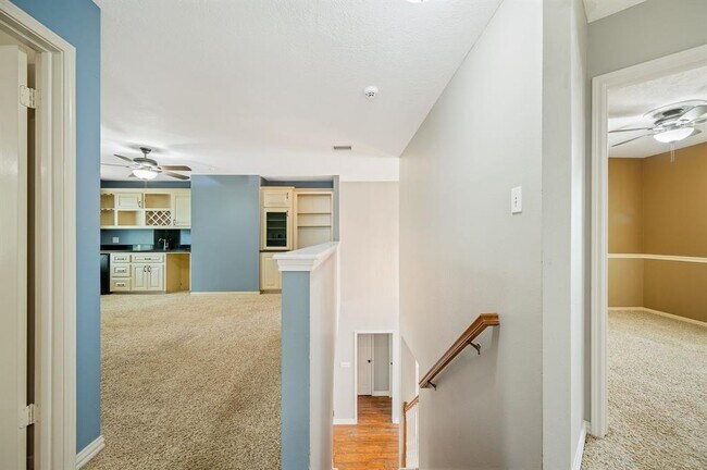 Building Photo - 209 McVoy Dr