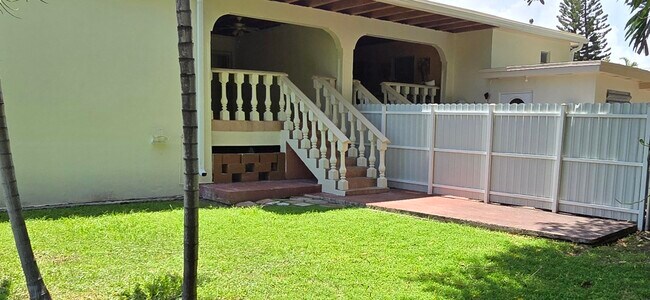 Building Photo - 2787 SW 34th Ct