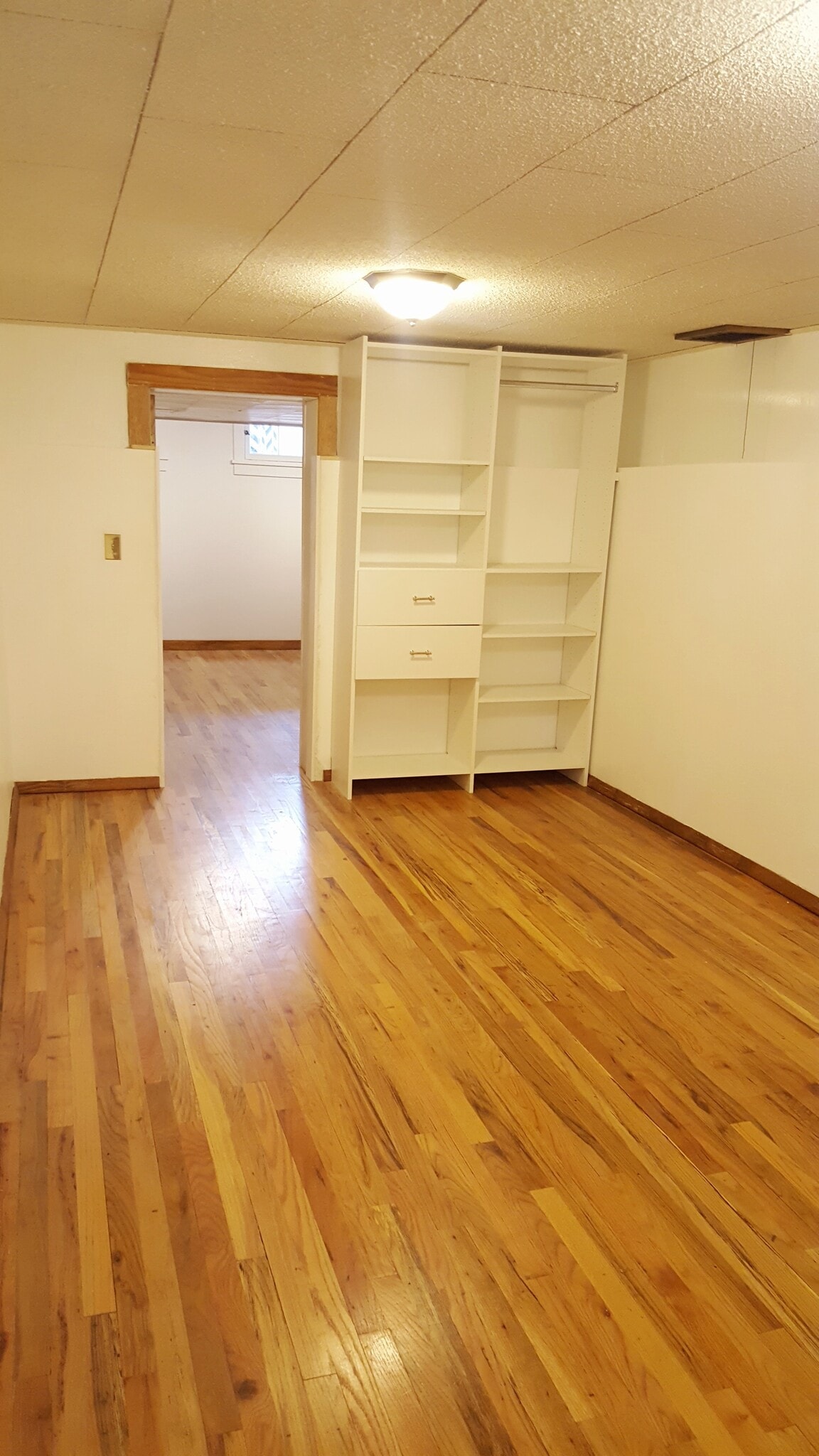 Basement Bonus room - 2816 Reed Ave