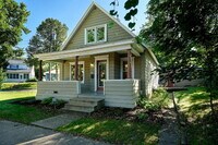 Building Photo - Charming 3-Bedroom Home in Minneapolis