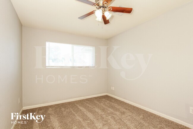 Building Photo - 3634 W Alice Ave