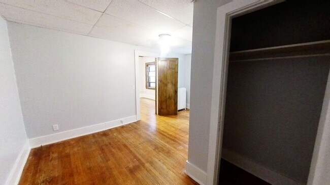 Building Photo - 693 Park Ave