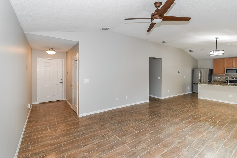 Building Photo - 11751 Pleasant Creek Dr