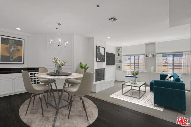 Building Photo - 850 N Poinsettia Pl