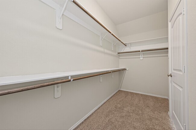 Building Photo - 2710 Little Caney Way