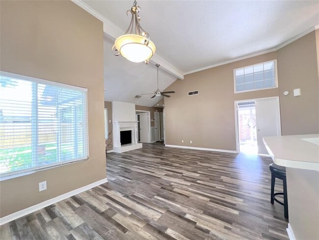Building Photo - 4403 Waterfall Way