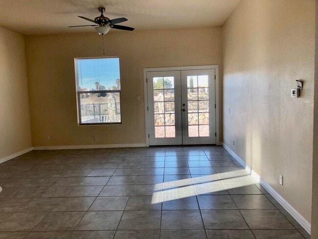 Building Photo - 7581 Le Conte Dr
