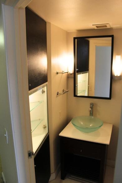 Building Photo - 526 Pacific Ave