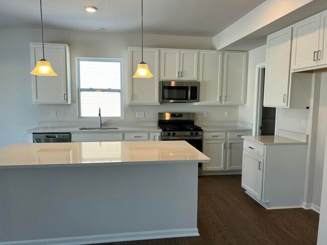 Building Photo - 27106 Gallop Wy