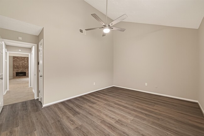 Building Photo - 12239 W Village Dr