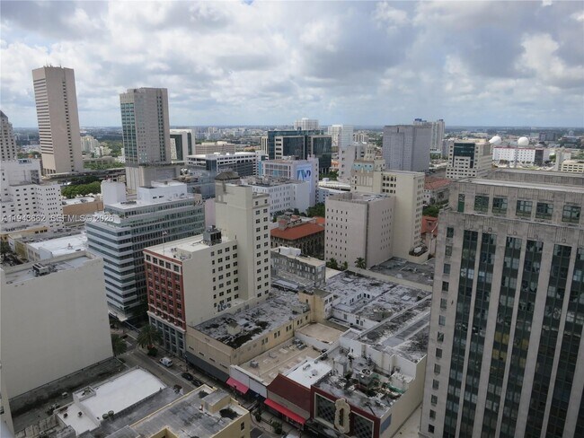 Building Photo - 151 SE 1st St