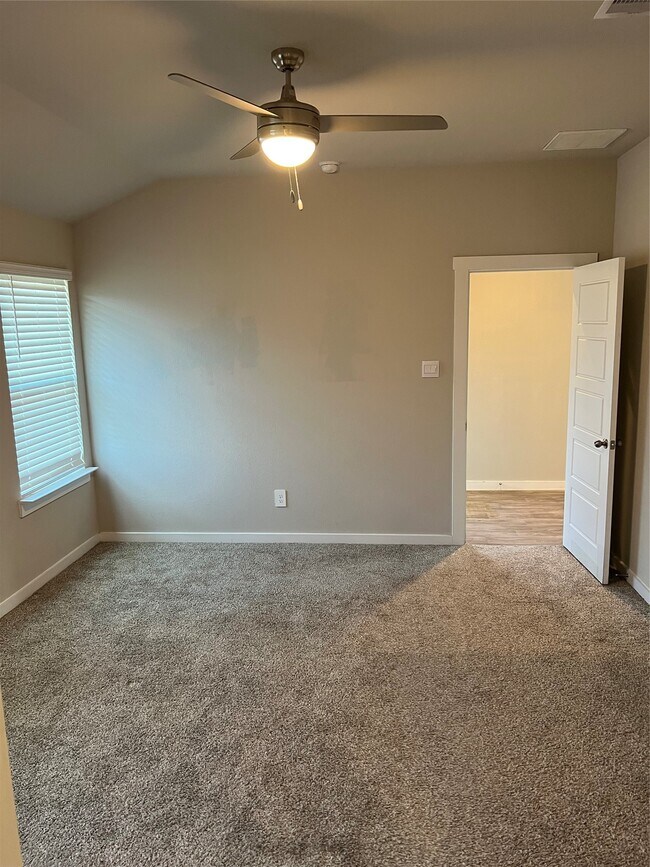 Building Photo - 12711 Sydenham Hl Ln