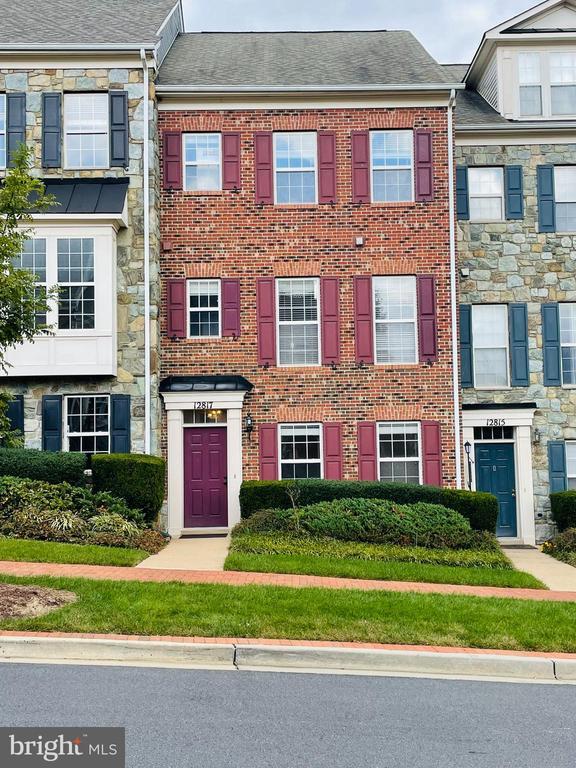 Building Photo - 12817 Clarks Crossing Dr