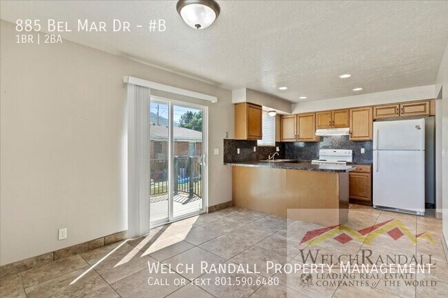 Building Photo - 885 Bel Mar Dr