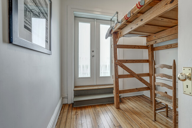 Bedroom #2 w/ desk under loft bed - 719 N Meadow St