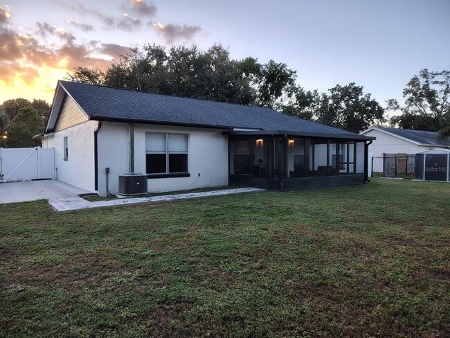 Building Photo - 14452 N Greater Hills Blvd