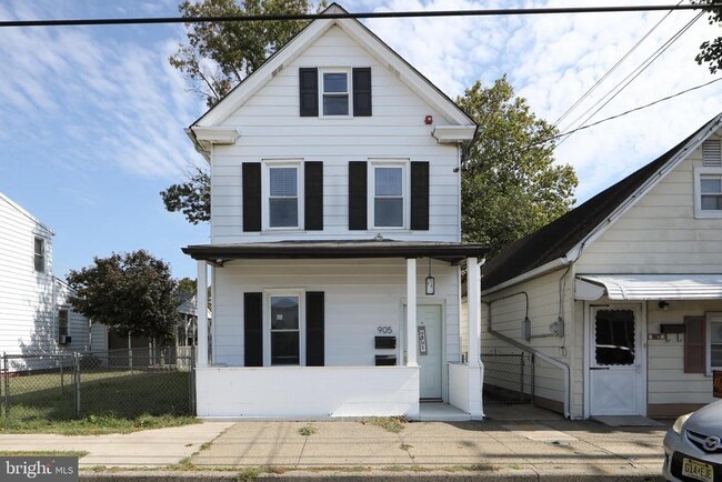 Building Photo - 905 Jersey Ave