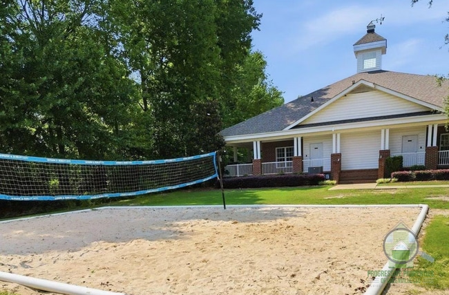 Building Photo - 106 Thurber Way