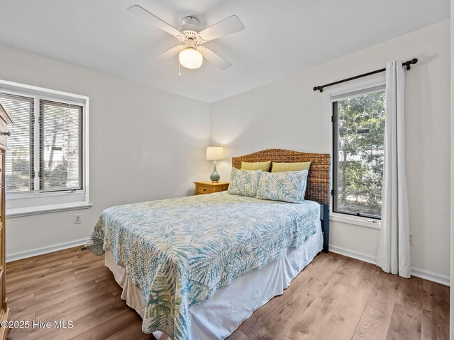 Building Photo - 131 Oakleaf Dr