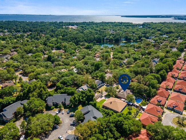Building Photo - 508 Garden Oaks Cove