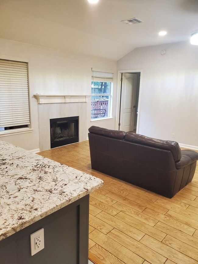 Building Photo - Beautiful home for Lease in Cedar Park, ba...